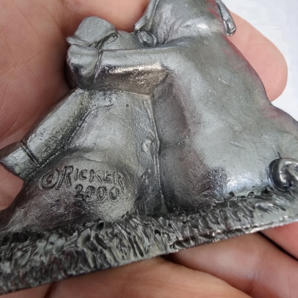 Michael Ricker Pewter 2000 Friendship Gift Of Love, Pigs #2255 Y2k - Picture 2 of 7